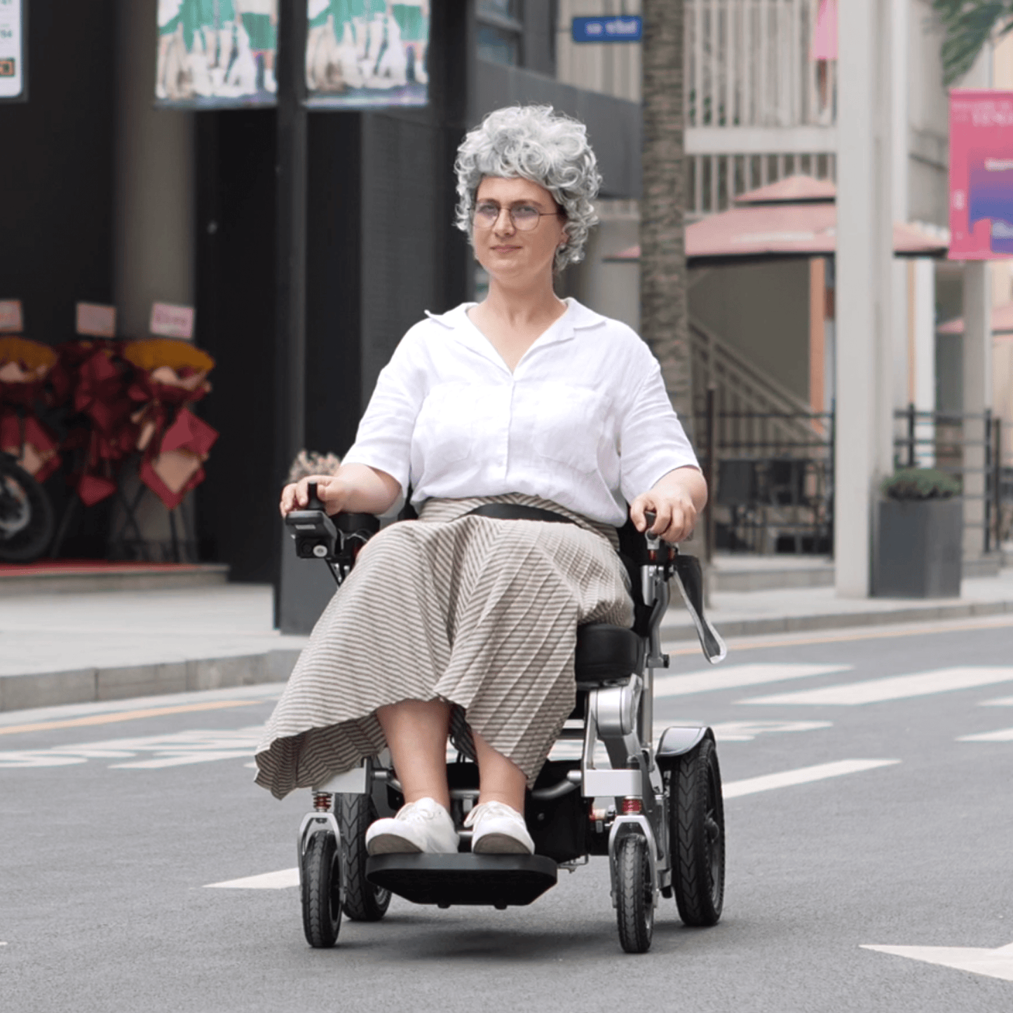Fold and Travel Electric Wheelchair Fold And Travel Auto Recline Lightweight Foldable Electric Power Portable Wheelchair - Silver Frame