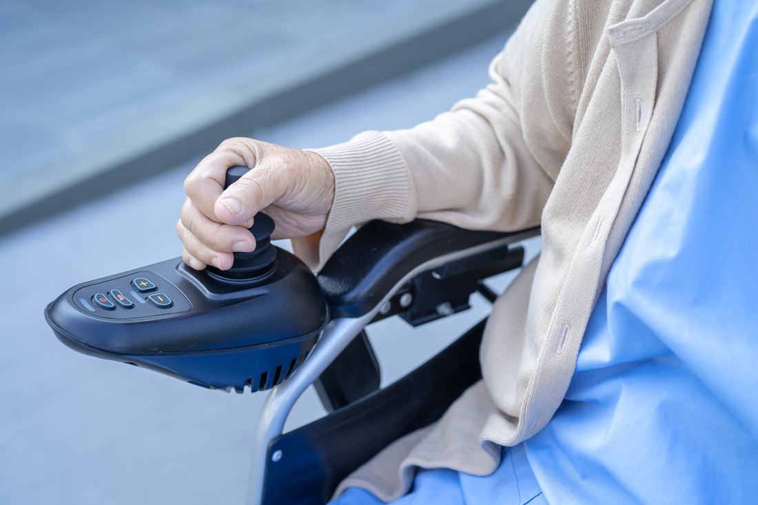 Foldable Electric Wheelchairs vs. Traditional Models