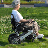 Silla de ruedas eléctrica plegable, ligera y de primera calidad, con marco negro y asiento negro, scooter de movilidad con motor, silla de ruedas automatizada para adultos y personas mayores 
