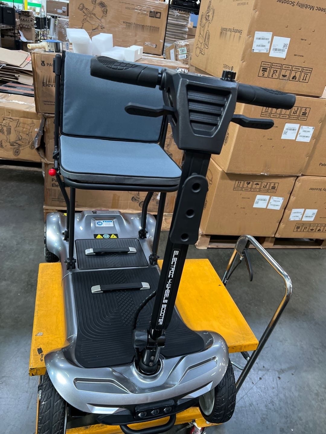 Fold & Travel Mobility Mobility Scooter Certified Refurbished Mobility Scooter D3 – Lightweight