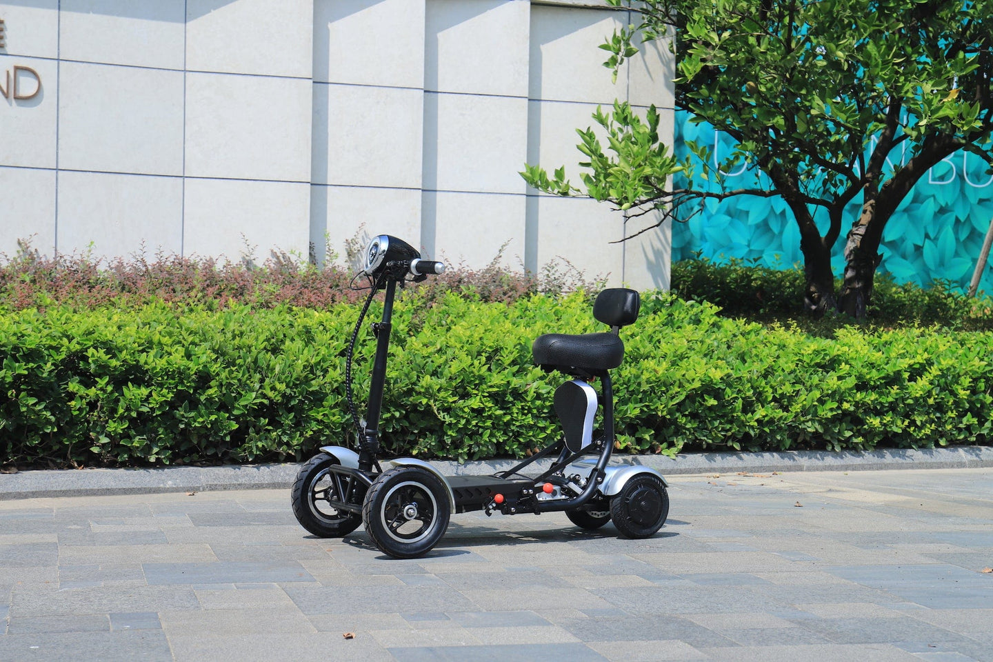Fold & Travel Mobility Mobility Scooter Electric Mobility Scooter Cruiser City Hopper 3 Wheel 4 Wheel Scooter Medical ( SILVER )