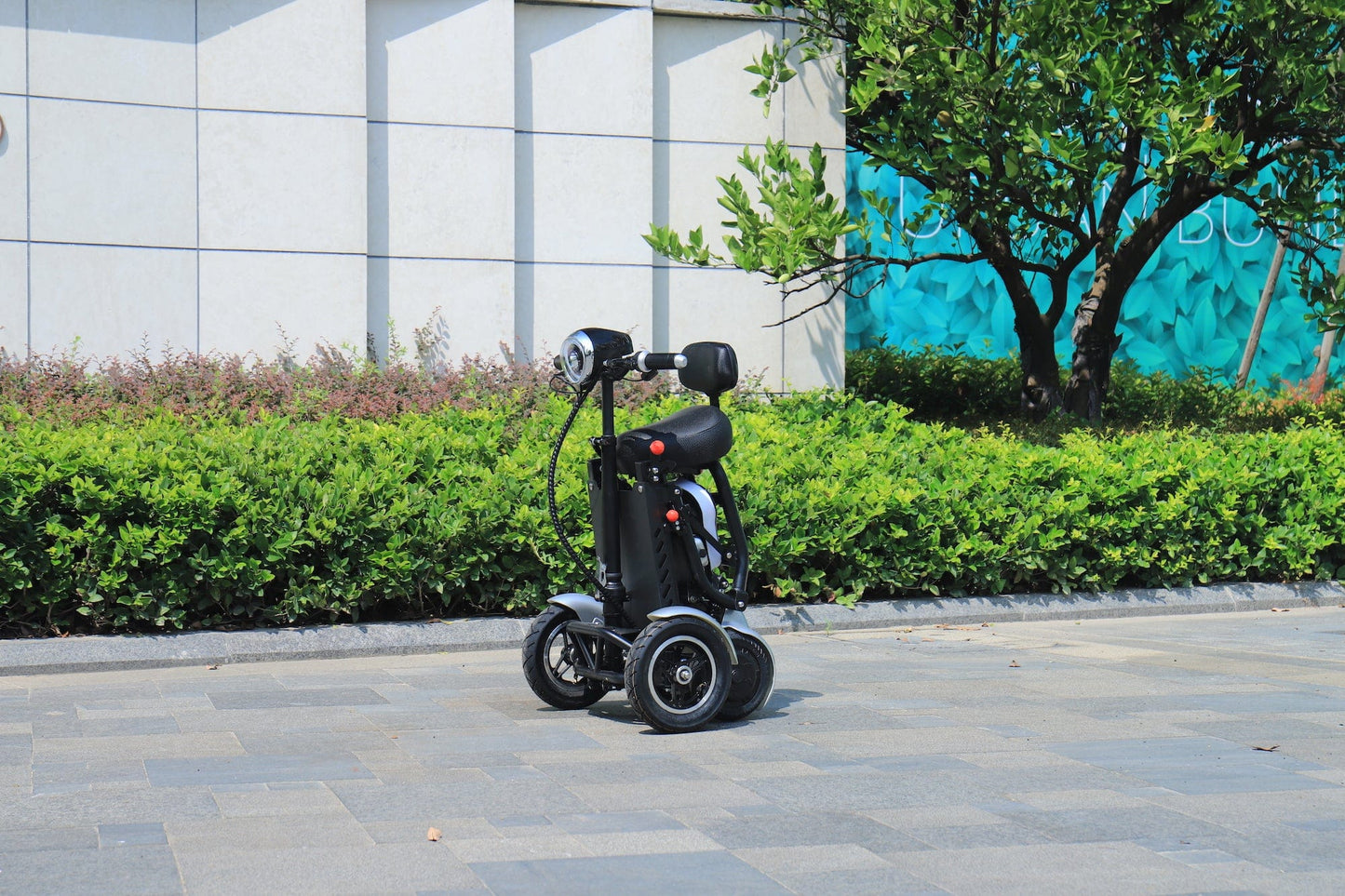 Fold & Travel Mobility Mobility Scooter Electric Mobility Scooter Cruiser City Hopper 3 Wheel 4 Wheel Scooter Medical ( SILVER )